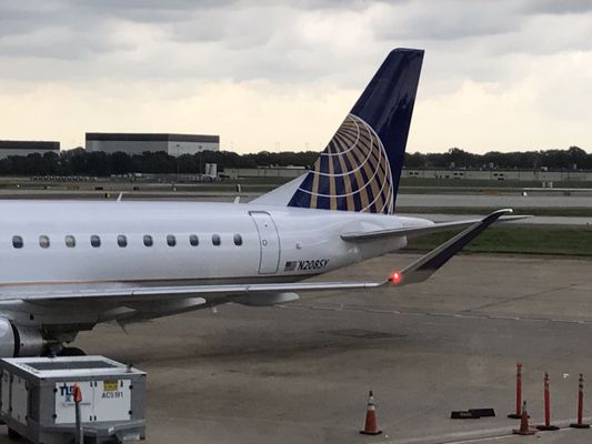 United Airlines by null