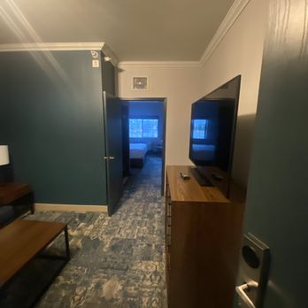 Four Points by Sheraton Anchorage Downtown - Hotels Near Me - Anchorage, Alaska Four Points by Sheraton Anchorage Downtown - Hotels Near Me - Anchorage, Alaska