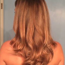 Absolutely love my balayage done by Tracy Hecker at Encore Hair Studio! Absolutely love my balayage done by Tracy Hecker at Encore Hair Studio!