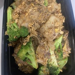 Thaitastic Cuisine - Pad see ewe
