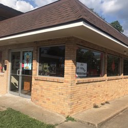 D's Cheesesteaks - The old diner at 317 MLK has been re-opened! Parking is plentiful to the right of the main entrance.