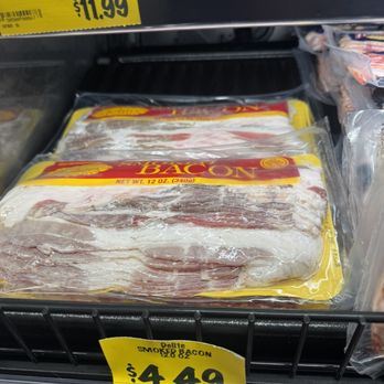 Grocery Outlet - Expired moldy bacon - Grocery Near Me - Jurupa Valley, California Grocery Outlet - Expired moldy bacon - Grocery Near Me - Jurupa Valley, California