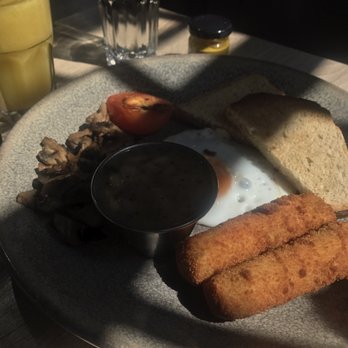 Wuff - Breakfast & Brunch Near Me - Smithfield, D