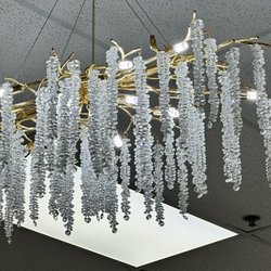 Lazy Day Nail Salon and Spa - Love the chandelier