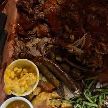The Snake Pit - a plate of meat and vegetables - Pubs Near Me - Enaville, Idaho