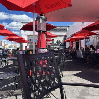 Cruiser's Cafe 66 - Patio - American Near Me - Williams, Arizona