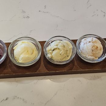 Maxs Best Ice Cream - Ice Cream & Frozen Yogurt Near Me - Bethesda, Maryland