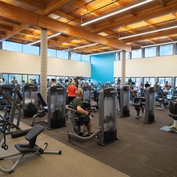 West Seattle & Fauntleroy YMCA - Wellness floor