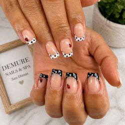 Demure Nails & Spa