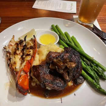 Seasons 52 - A good ol surf and turf at one of my favorite restaurants in miracle mile. - New American Near Me - Coral Gables, Florida Seasons 52 - A good ol surf and turf at one of my favorite restaurants in miracle mile. - New American Near Me - Coral Gables, Florida