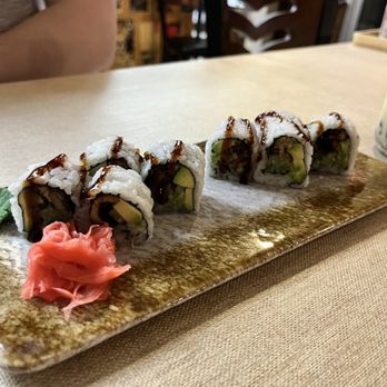 Hefun - Eel Roll - Japanese Near Me - Blacksburg, Virginia