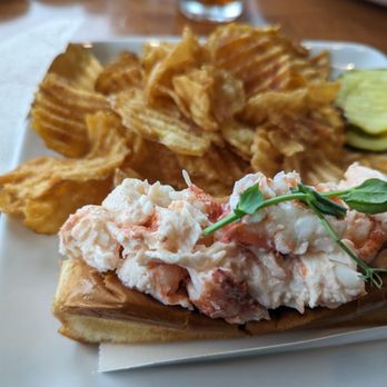 Dolphin Marina & Restaurant - Lobster roll!! - Seafood Near Me - Harpswell, Maine Dolphin Marina & Restaurant - Lobster roll!! - Seafood Near Me - Harpswell, Maine