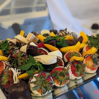 Cockpit Cafe Catering - a platter of chocolate covered fruit - Caterers Near Me - Rogers, Arkansas Cockpit Cafe Catering - a platter of chocolate covered fruit - Caterers Near Me - Rogers, Arkansas