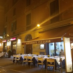 Mangiassieme - Entrance