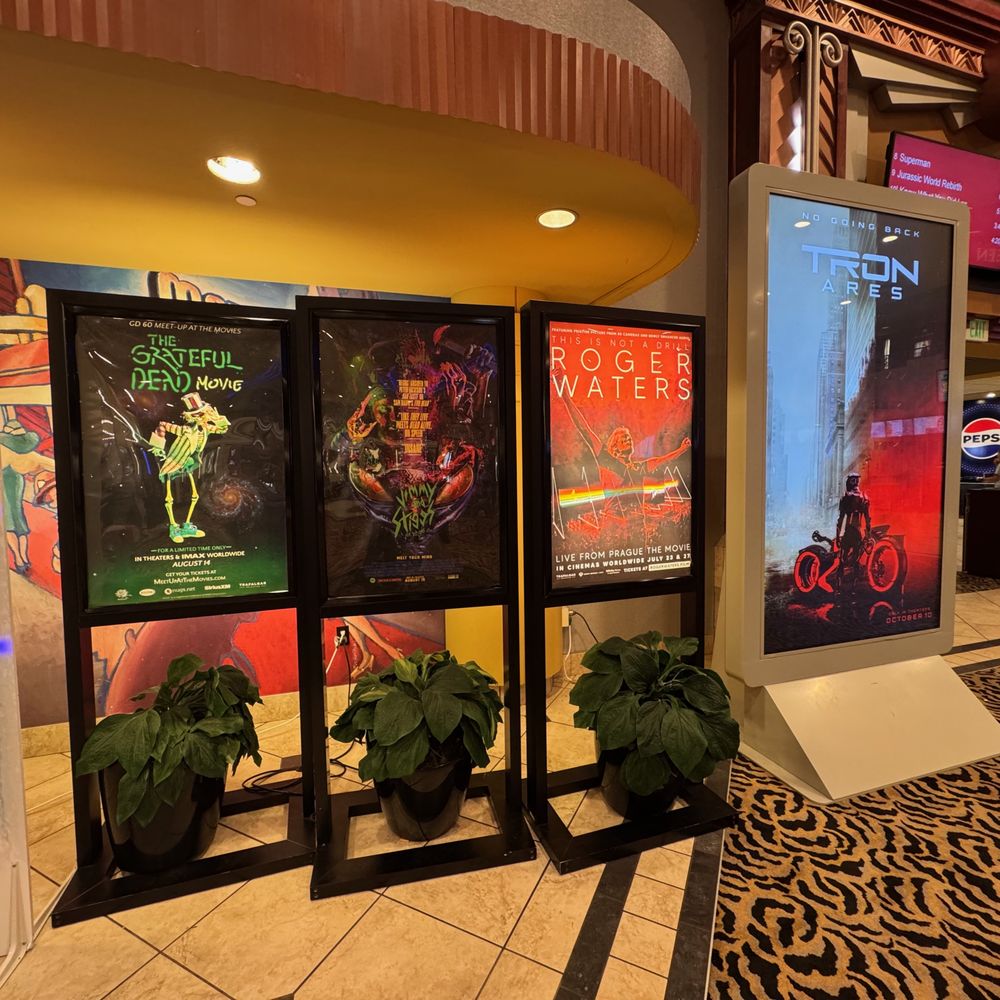 Marcus Cinema Gurnee, IL 60031 - Last Updated January 2026 - Yelp, image size:1000x1000
