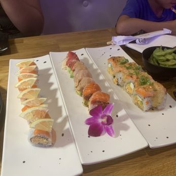 Sushi Damu - 3 rolls for 2 people is plenty - Sushi Bars Near Me - Tustin, California Sushi Damu - 3 rolls for 2 people is plenty - Sushi Bars Near Me - Tustin, California