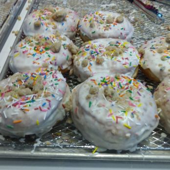 Doughnut Party - Donuts Near Me - Edmonton, Alberta Doughnut Party - Donuts Near Me - Edmonton, Alberta