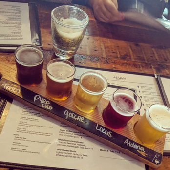 Alulu Brewpub - Flight - New American Near Me - Chicago, Illinois Alulu Brewpub - Flight - New American Near Me - Chicago, Illinois