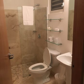 Malecon House - Alegre bathroom, simple yet nice - Hotels Near Me - Vieques, Puerto Rico