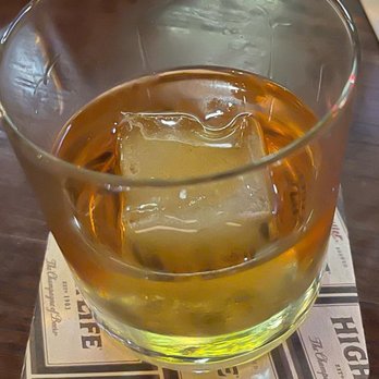 Union Trust - Blantons - Whiskey Bars Near Me - Washington, DC, District of Columbia