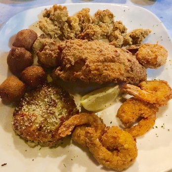 Half Shell Oyster House - Fried seafood sampler - Seafood Near Me - Flowood, Mississippi Half Shell Oyster House - Fried seafood sampler - Seafood Near Me - Flowood, Mississippi