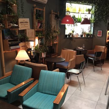Vågal Kaffe og Vin - Wine Bars Near Me - Bergen, 12