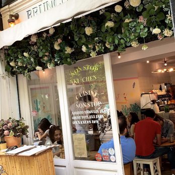 cup and cake barcelona