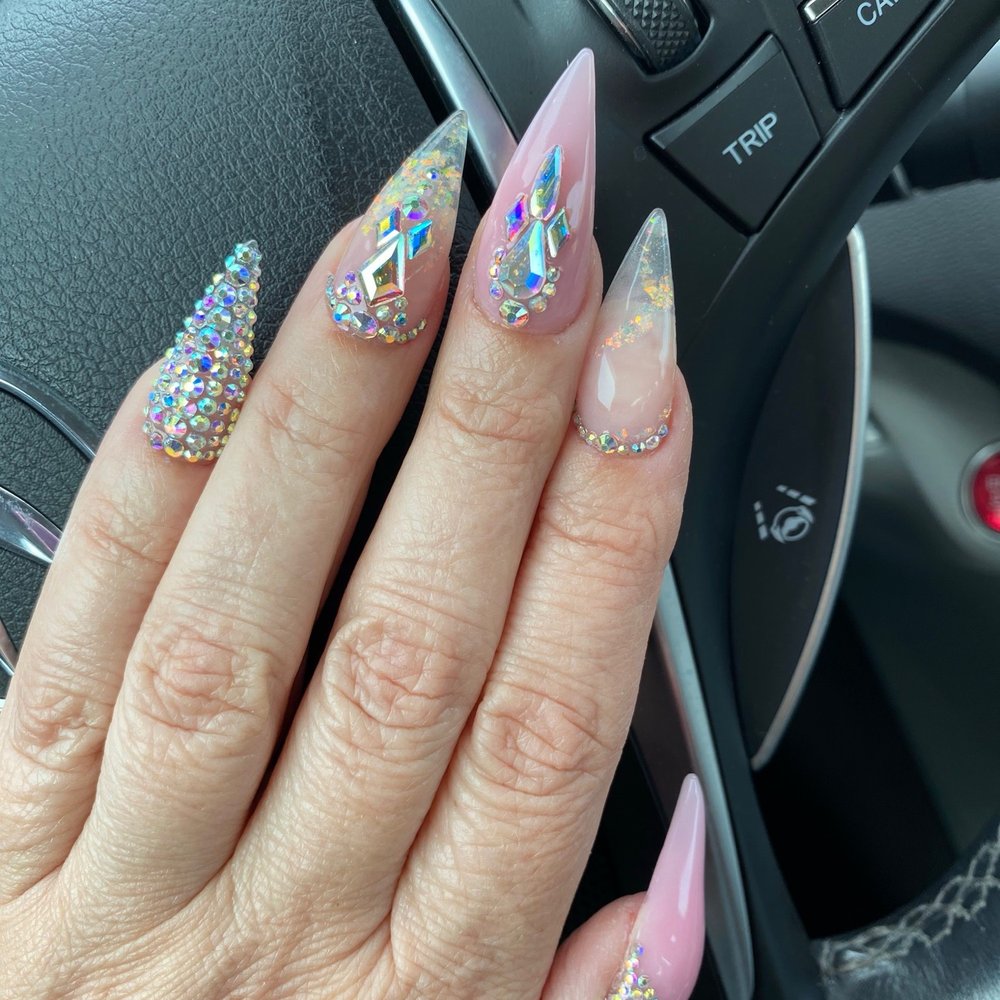 MB Nail Studio - Fresh set of acrylics with lots of bling! - Nail Salons Near Me - York, Pennsylvania MB Nail Studio - Fresh set of acrylics with lots of bling! - Nail Salons Near Me - York, Pennsylvania