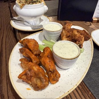 Cutthroats Saloon - Chicken Wings (Half Spicy Buffalo/Half House Dry Rub) - American Near Me - Incline Village, Nevada