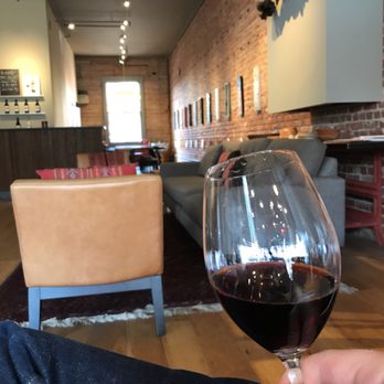 Bump Wine Cellars - Cabernet/Zin Blend, a must have! - Wineries Near Me - Sonoma, California Bump Wine Cellars - Cabernet/Zin Blend, a must have! - Wineries Near Me - Sonoma, California