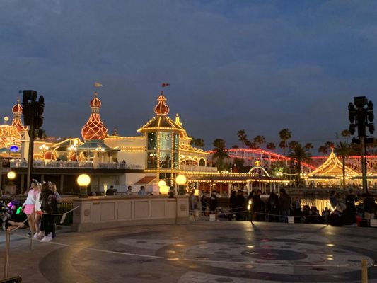 Cars Land by null