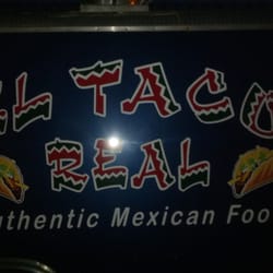 El Taco Real Food Truck - The name on the truck