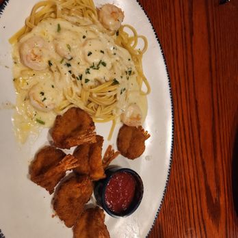 Red Lobster - Seafood Near Me - Rochester, New York