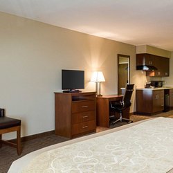 Comfort Inn & Suites