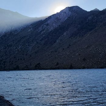 Convict Lake - Convict Lake Beach kinda alike Sunset Just beautiful - Hiking Near Me - Mammoth Lakes, California Convict Lake - Convict Lake Beach kinda alike Sunset Just beautiful - Hiking Near Me - Mammoth Lakes, California