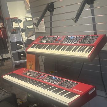 Guitar Center - Piano - Musical Instruments & Teachers Near Me - Pasadena, California