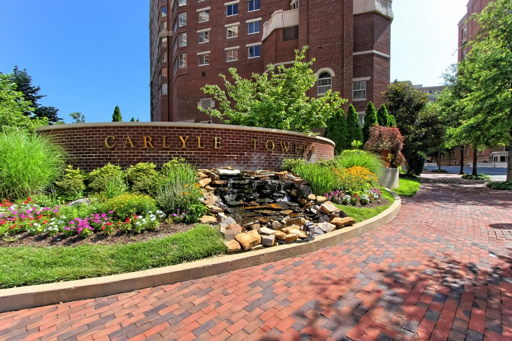 CARLYLE TOWERS CONDOMINIUMS Updated September 2024 2151 Jamieson