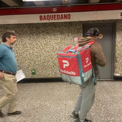 Estación de Metro Baquedano