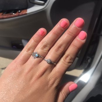 Smile Nails Spa - Nail Salons Near Me - Peoria, Illinois