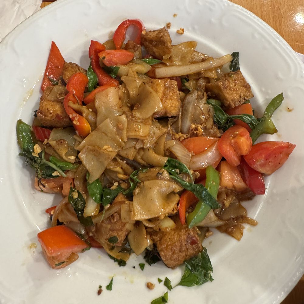 Sara Thai Kitchen - Pad Kee Mao - Thai Near Me - Salt Lake City, Utah Sara Thai Kitchen - Pad Kee Mao - Thai Near Me - Salt Lake City, Utah
