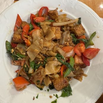Sara Thai Kitchen - Pad Kee Mao - Thai Near Me - Salt Lake City, Utah Sara Thai Kitchen - Pad Kee Mao - Thai Near Me - Salt Lake City, Utah