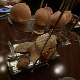 Tiffins Signature Bread Service Tiffins Signature Bread Service