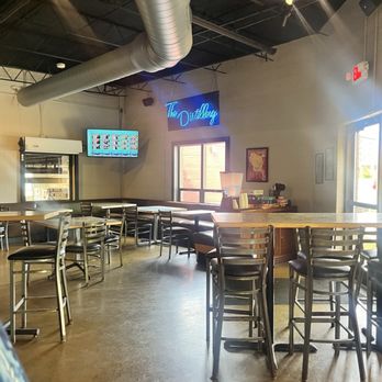Great Lakes Distillery - Bar Area - Distilleries Near Me - Milwaukee, Wisconsin