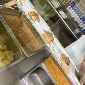 De Hot Pot - Trinidadian Near Me - Brooklyn, New York