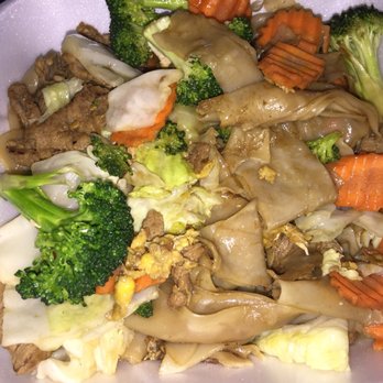 Swadee Thai - Pad See Eew Noodles - Thai Near Me - Pasco, Washington