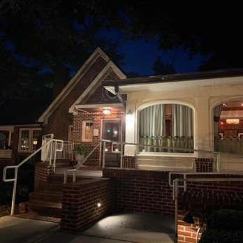 Osteria Mattone - Great vibe entrance - Italian Near Me - Roswell, Georgia Osteria Mattone - Great vibe entrance - Italian Near Me - Roswell, Georgia