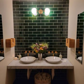 Restaurant Josephine - Bathroom - French Near Me - Auburn, California Restaurant Josephine - Bathroom - French Near Me - Auburn, California