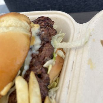Coastal Smash - Bacon Black & Blue Burger - Food Trucks Near Me - Astoria, Oregon Coastal Smash - Bacon Black & Blue Burger - Food Trucks Near Me - Astoria, Oregon