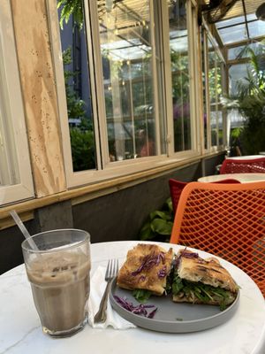 Cafe Alula by null
