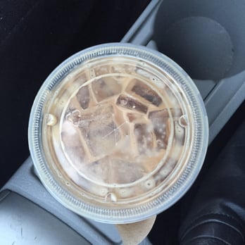 Starbucks - Vanilla Iced Latte - Coffee & Tea Near Me - Eden Prairie, Minnesota